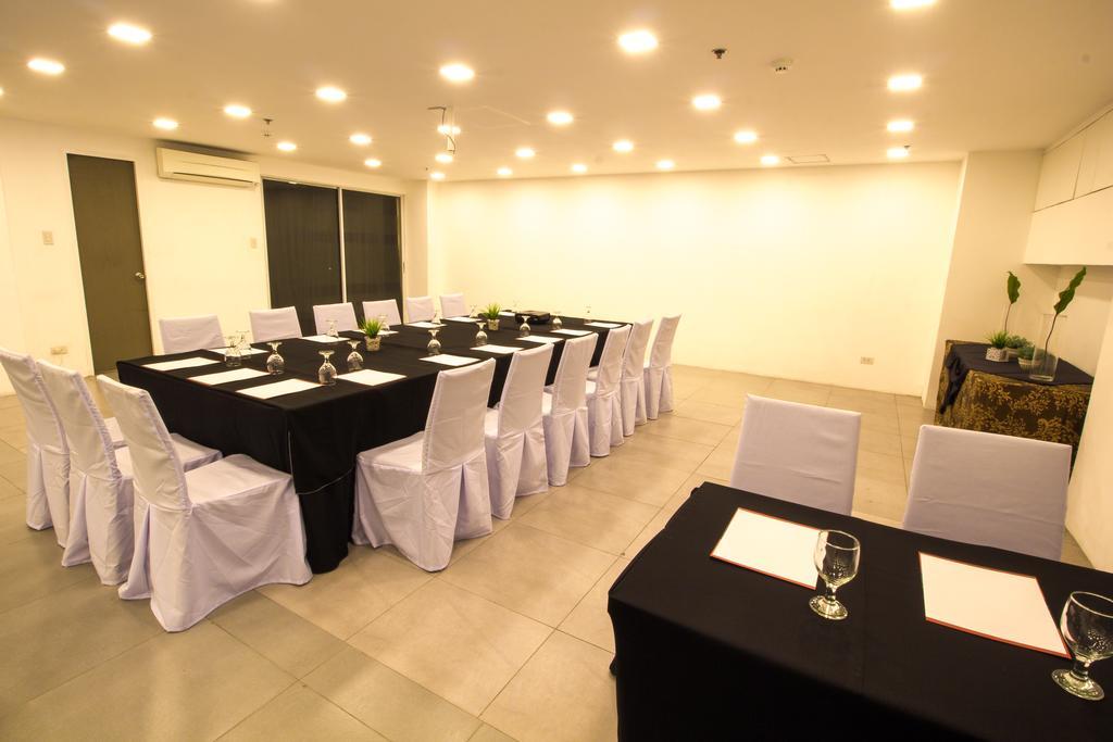 Jade Hotel And Suites San Pedro Makati Exterior foto