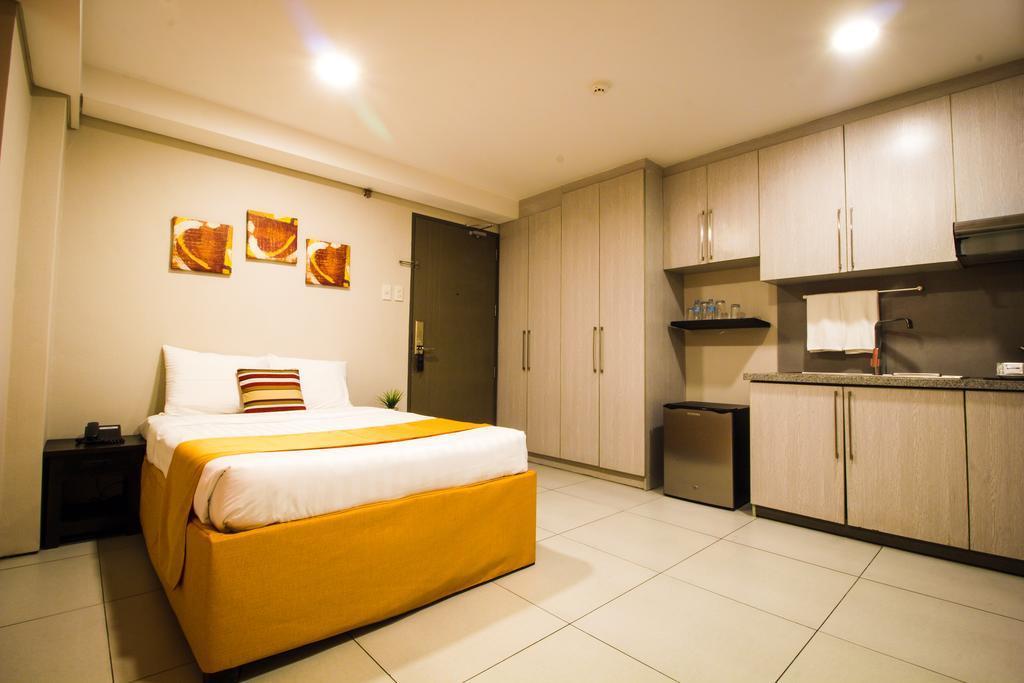 Jade Hotel And Suites San Pedro Makati Exterior foto